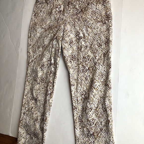 New York and Company Women’s pants - Picture 3 of 4